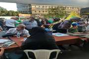 برپایی میز خدمت مرکز بهداشت جنوب تهران در میدان ولیعصر (عج)